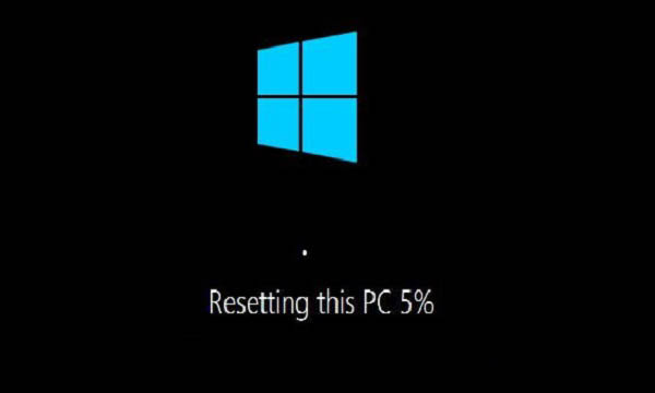 Thời gian reset lại windows kh&aacute; l&acirc;u