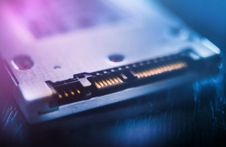 Ổ cứng ssd phong vũ