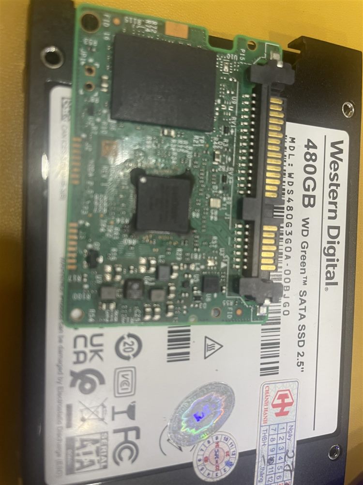 PCB SSD WD Green 480GB WDS480G3G0A chuẩn bị chip-off